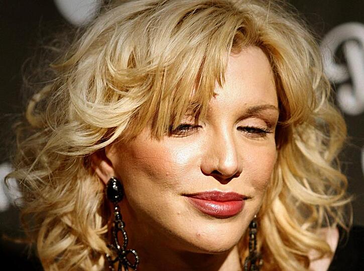 Exzessiver Lifestyle: Damit eifert auch Courtney Love der Monroe nach.