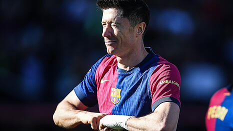 Robert Lewandowski geht seit 2022 für den FC Barcelona auf Torejagd.