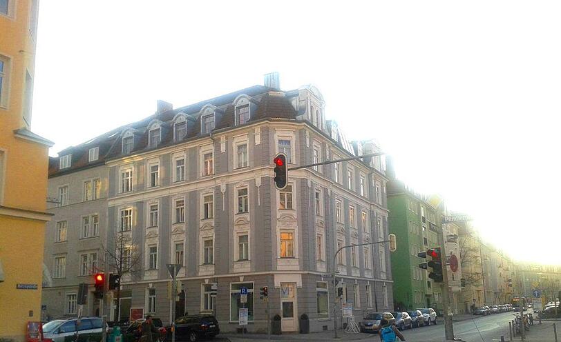 Die Jahrhundertwende-Pracht im Quartier Herzogstraße und Pündterplatz, hier gen Westen. Sie soll also um ein sanierungswürdiges Haus weniger werden.