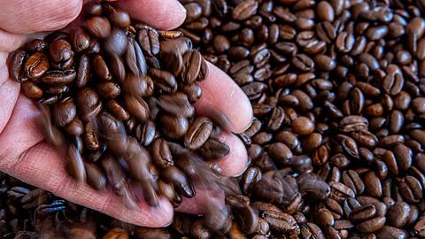 Kaffee hat sich in Deutschland stark verteuert (Archivbild)