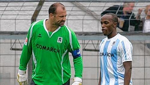 Gabor Kiraly: Die besten Bilder vom Löwen-Keeper - auf dem Rasen und abseites des Platzes Gabor Kiraly: Die besten Bilder vom Löwen-Keeper - auf dem Rasen und abseites des Platzes