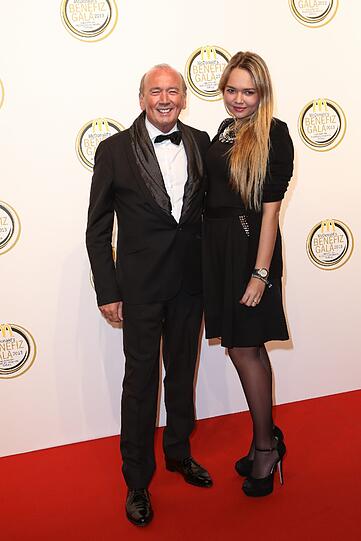 Ernst von Theumer mit Tochter Annabelle bei der Benefiz Gala zugunsten der "McDonald`s Kinderhilfe Stiftung" am 08.11.2013 im Postpalast in München.