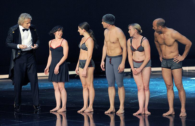 Stars am Rand der Zielgeraden &ndash; Thomas Gottschalk moderierte in Offenburg sein letztes reguläres &bdquo;Wetten, dass..?&ldquo; &ndash; Anna Netrebko, Whoopi Goldberg und Hugh Laurie waren dabei. Die Bilder.