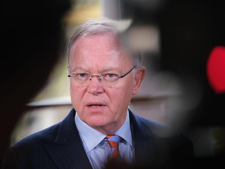 Stephan Weil, Ministerpräsident von Niedersachsen, ist offenbar kein Fan von Saskia Esken.