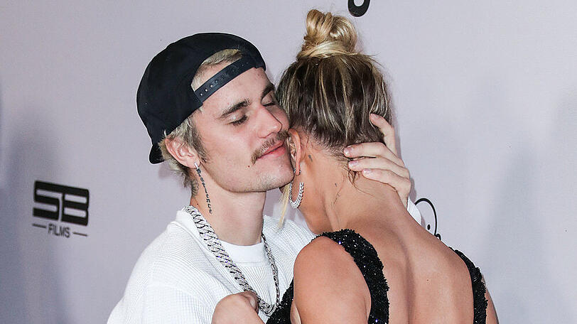Justin Bieber mit Ehefrau Hailey bei der Premiere zu "Seasons" auf dem roten Teppich