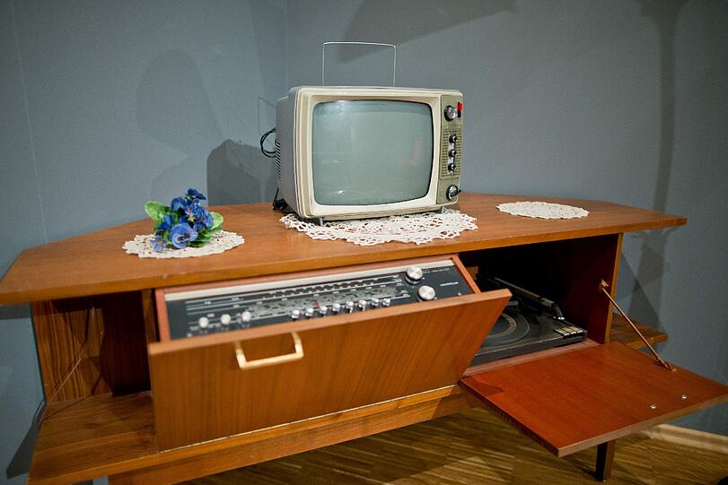 Der Universum Musikschrank (1970).