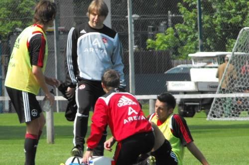 Schock am Dienstagnachmittag: Dominic Maroh verletzte sich im Abschlusstraining.