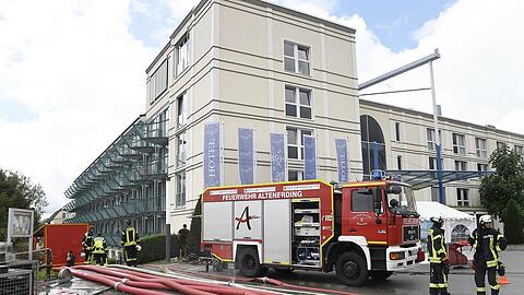 Feuerwehreinsatz am Hotel Victory in Erding.