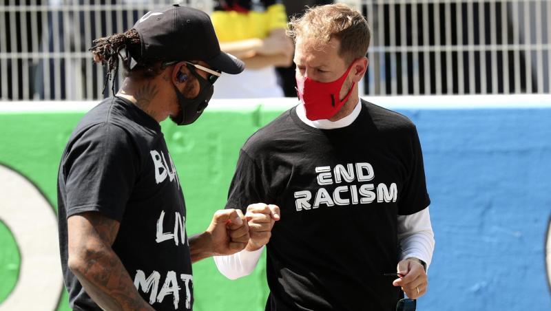 Für einen Boykott als Zeichen gegen Rassismus und Polizeigewalt sehen Lewis Hamilton (l) und Sebastian Vettel die Zeit nicht gekommen. Für einen Boykott als Zeichen gegen Rassismus und Polizeigewalt sehen Lewis Hamilton (l) und Sebastian Vettel die Zeit nicht gekommen.