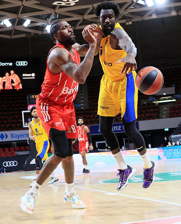 Die Center haben im Sommer die Klubs getauscht: Reynolds (l.) und Hunter (r.). Die Center haben im Sommer die Klubs getauscht: Reynolds (l.) und Hunter (r.).