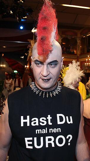 ... oder als Punk zeigt sich der Franke.