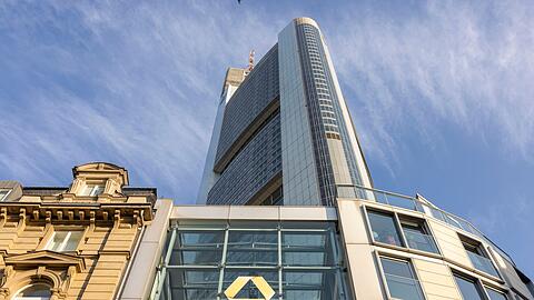 Mehr Effizienz als Lebensversicherung: Commerzbank ringt um Eigenständigkeit (Archivbild)