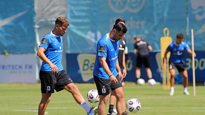 Zwei, auf die es ankommen wird: Florian Niederlechner (l.) und Kevin Volland. Zwei, auf die es ankommen wird: Florian Niederlechner (l.) und Kevin Volland.