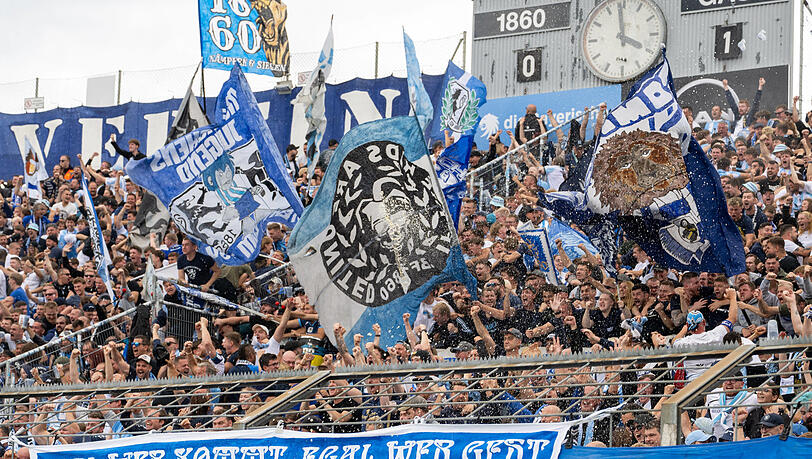 Die Westkurve ist immer ausverkauft. Die Westkurve ist immer ausverkauft.