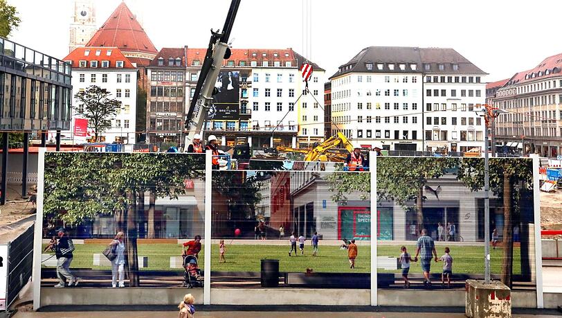 Die dargestellten Personen sollen "den Durchschnitt der Münchner Gesellschaft" zeigen. Ob das Eichhörnchen auf der Bank da wohl inbegriffen ist? Die dargestellten Personen sollen "den Durchschnitt der Münchner Gesellschaft" zeigen. Ob das Eichhörnchen auf der Bank da wohl inbegriffen ist?