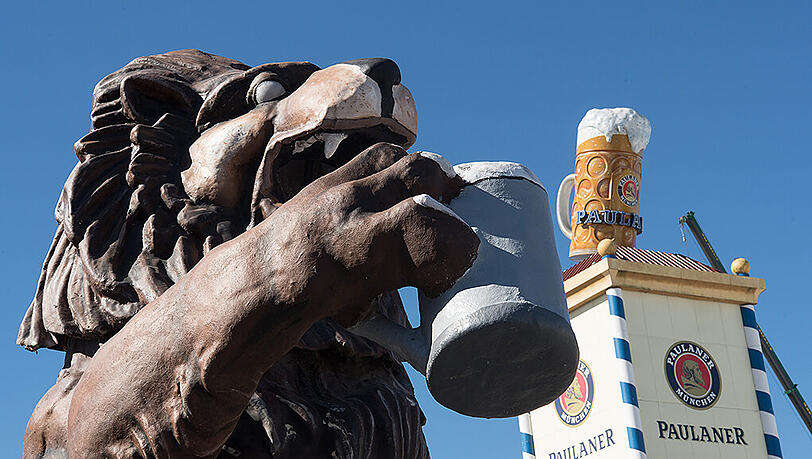 Der Löwenbräu-Löwe brüllt künftig in Regensburg. Der Löwenbräu-Löwe brüllt künftig in Regensburg.