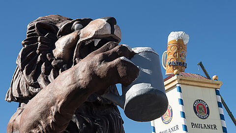 Der Löwenbräu-Löwe brüllt künftig in Regensburg.
