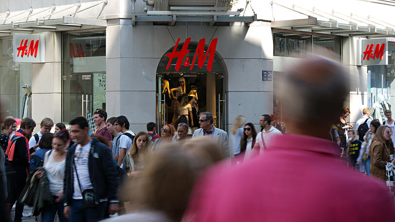 Bleibt in der Fußgängerzone: Die H&M-Filiale in der Kaufingerstraße 24.