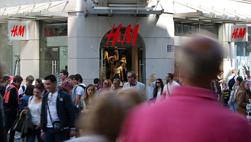Bleibt in der Fußgängerzone: Die H&M-Filiale in der Kaufingerstraße 24.
