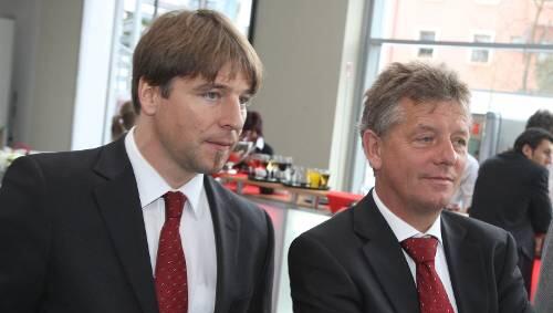 "Die Chance, für die nächsten zwei Jahre die Weichen zu stellen": Club-Trainer Michael Oenning und sein Co Peter Hermann, ein gutes Gespann. "Die Chance, für die nächsten zwei Jahre die Weichen zu stellen": Club-Trainer Michael Oenning und sein Co Peter Hermann, ein gutes Gespann.