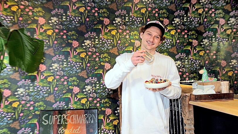 Patrick Düwel (31) betreibt das Lokal im Univiertel - "Loaded Kaiserschmarrn" steht hier auf der Karte. Patrick Düwel (31) betreibt das Lokal im Univiertel - "Loaded Kaiserschmarrn" steht hier auf der Karte.
