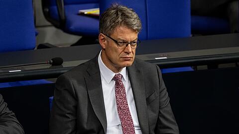 Der Bundesverkehrsminister muss den Ländern einiges erklären.