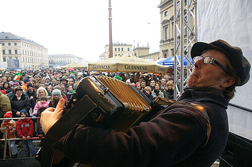 Am Wochenende startet der St. Patricks Day. Hier gibt's Bilder aus den vergangenen Jahren...