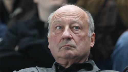 Düsterer Blick, düstere Bilanz, wenig Zuschauer, kaum Sponsoren: Alleingesellschafter Günther Hertel will nicht mehr länger „alles zahlen.“ Düsterer Blick, düstere Bilanz, wenig Zuschauer, kaum Sponsoren: Alleingesellschafter Günther Hertel will nicht mehr länger „alles zahlen.“