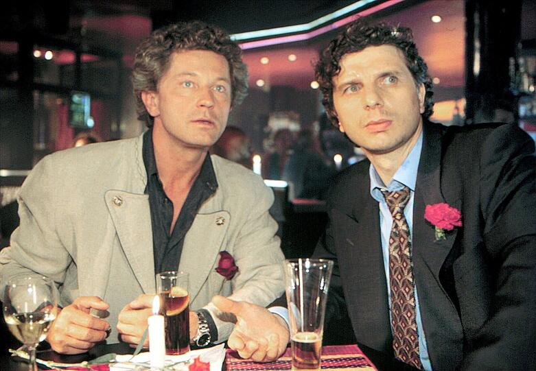 Ivo Batic (Miro Nemec, l) und Franz Leitmayr (Udo Wachtveitl) im &bdquo;Tatort: Liebe, Sex und Tod&ldquo; vor einem Vierteljahrhundert.
