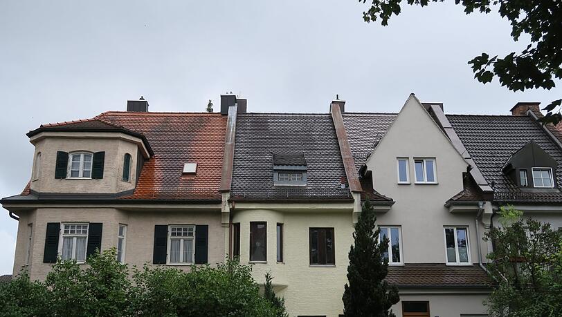 Reihenhäuser in der Peter-Vischer-Straße. Reihenhäuser in der Peter-Vischer-Straße.
