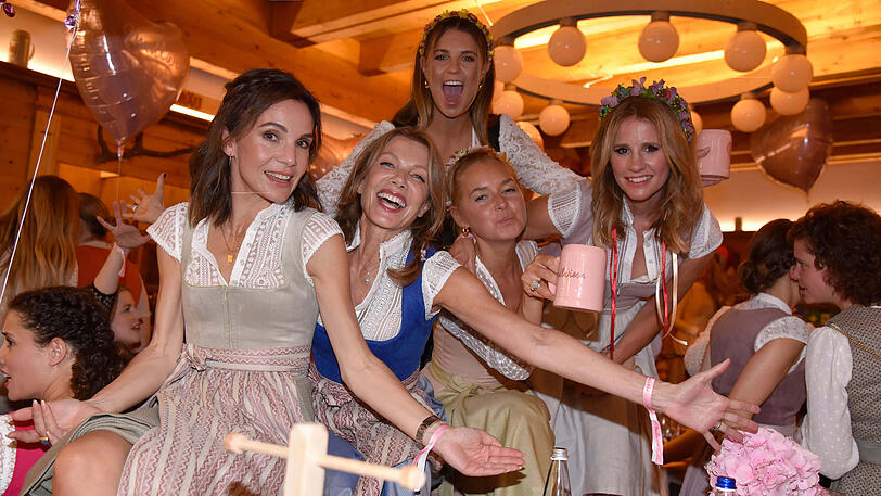 Nadine Warmuth, Ursula Karven, Laura Wontorra, Anna Borisovna und Mareile Höppner