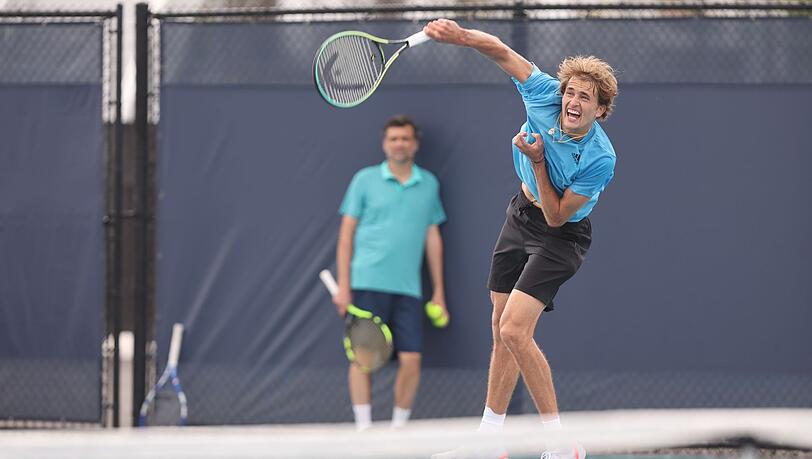 Tennis-Olympiasieger Alexander Zverev beim Training vor seinem ersten Match beim Turnier in Miami.