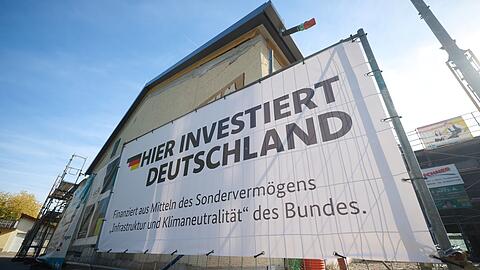 Die Regierung versucht zu zeigen, wo die F&ouml;rdermilliarden flie&szlig;en. (Archivbild)