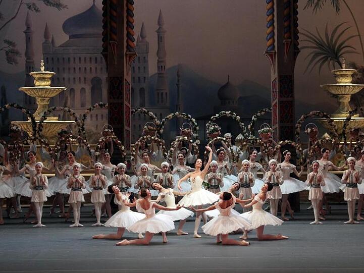 "Schwanensee" im Bolschoi Theater.