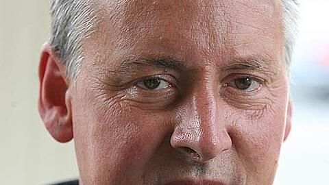 Fürths Oberbürgermeister Thomas Jung (46, SPD) stach seine CSU-Herausforderin Birgit Bayer-Tersch (46) mit einem Traumergebnis aus.