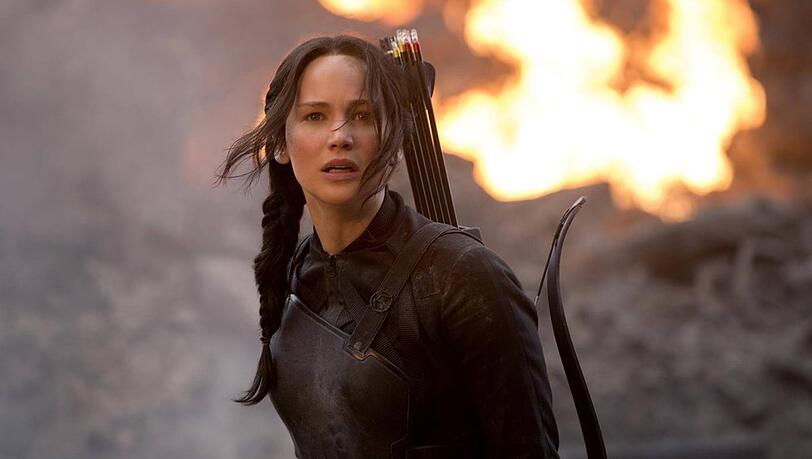 Jennifer Lawrence schlüpft erneut in ihre Paraderolle Katniss Everdeen. Jennifer Lawrence schlüpft erneut in ihre Paraderolle Katniss Everdeen.