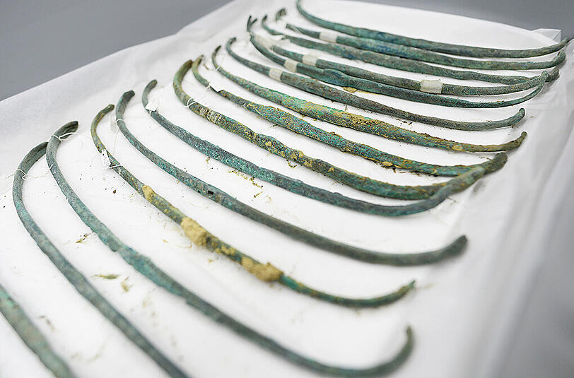 Die 4000 Jahre alten Kupferspangen liegen im Bayerischen Landesamt für Denkmalpflege.