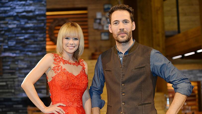Für die beiden Moderatoren der "Stadlshow" Francine Jordi und Alexander Mazza war die Premiere alles andere als erfolgreich. Für die beiden Moderatoren der "Stadlshow" Francine Jordi und Alexander Mazza war die Premiere alles andere als erfolgreich.