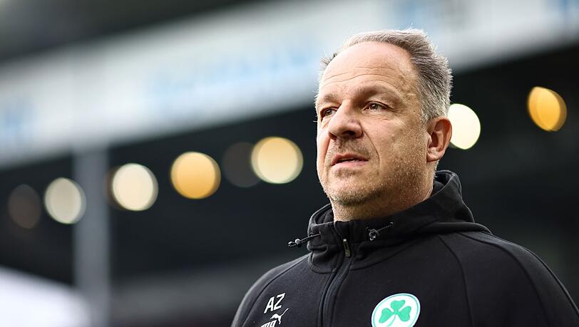Alexander Zorniger vor dem Spiel.