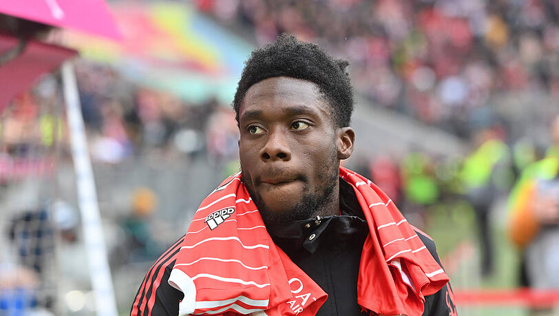 Alphonso Davies steht noch bis 2025 beim FC Bayern unter Vertrag.