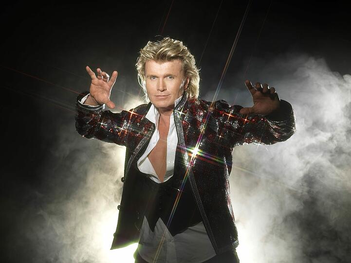 Ein Mann der großen Gesten: der niederländische Illusionskünstler Hans Klok.