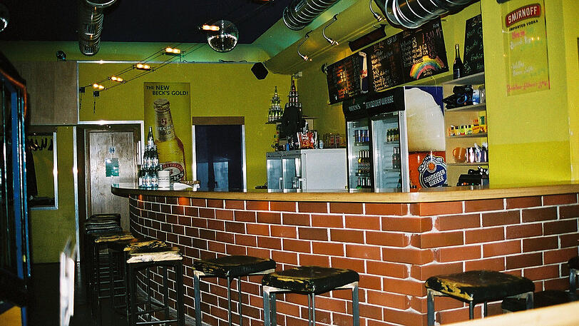 Das Café in der Müllerstraße 44 im Jahr 2004.