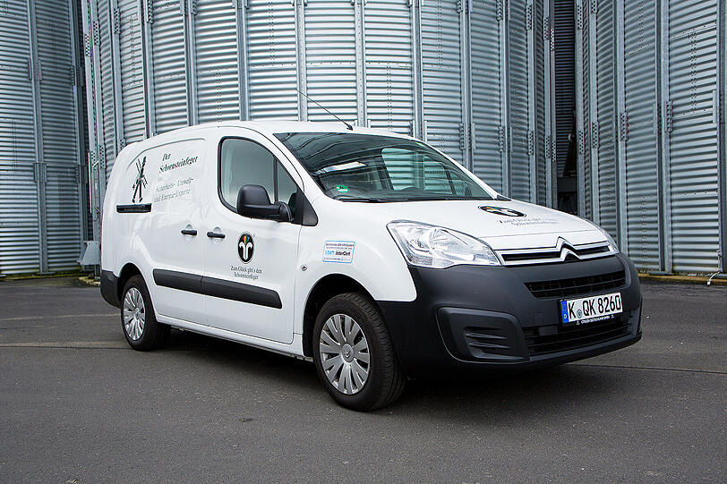 Seit 16 Jahren ist der Citroen Berlingo auch "Glücksbringer" für deutsche Kaminkehrer.