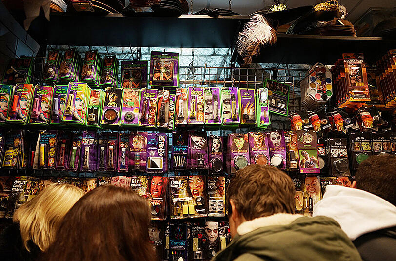 Der Halloween Gore Store bietet alles, was das Herz eines Horror-Fans begehrt.