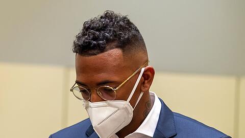 Jérôme Boateng zu Beginn des Prozesses gegen ihn im Amtsgericht München.