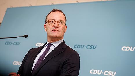 Seit 24 Jahren geh&ouml;rt Jens Spahn dem Bundestag an, und seit einem Jahr ist er Chef der CDU/CSU-Fraktion. (Archivfoto)