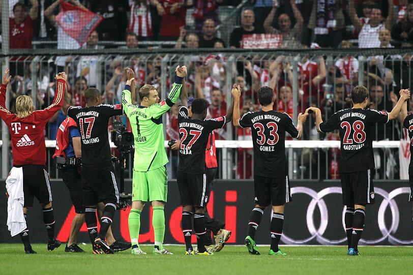 Manuel Neuer - Impressionen von seinem ersten Arbeitstag in der Allianz Arena.