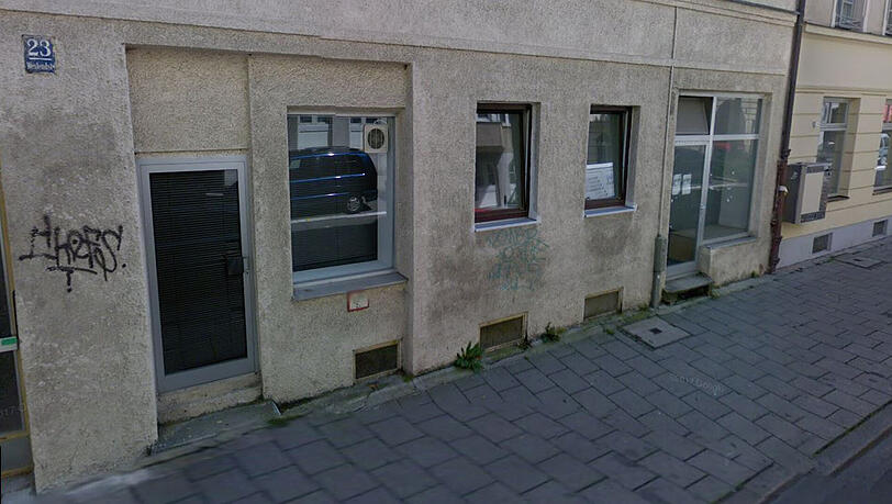 Der Unbekannte verprügelte den Mann hier, auf Höhe der Westendstraße 23. Der Unbekannte verprügelte den Mann hier, auf Höhe der Westendstraße 23.