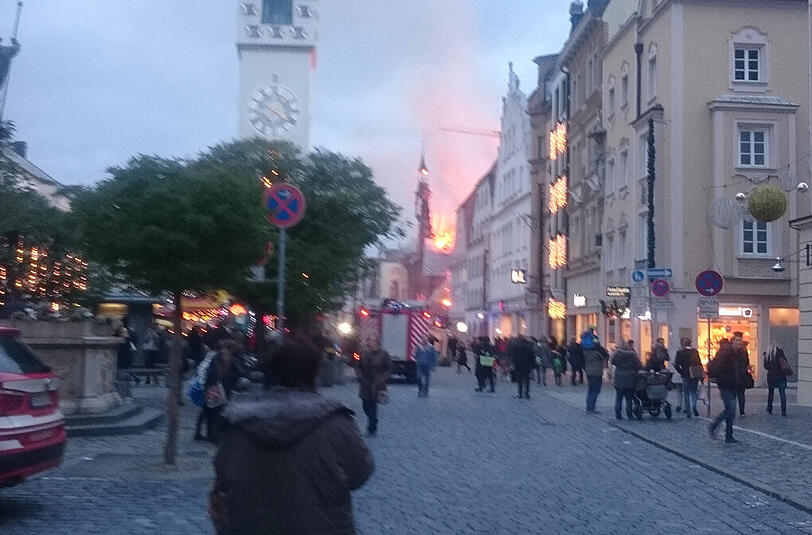 Feuer in Straubing: Die Bilder vom Rathaus-Brand.