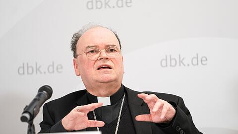 Auch der Augsburger Bischof Bertram Meier sieht die Aufarbeitung von Missbrauchstaten als Daueraufgabe an. (Archivbild)